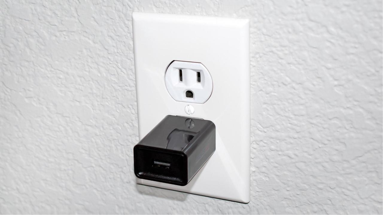 Alt view image 2 of 3 - Fast Charger for Quick Battery Charge - USB 2mAh for Cell Gadgets with EN Outlet