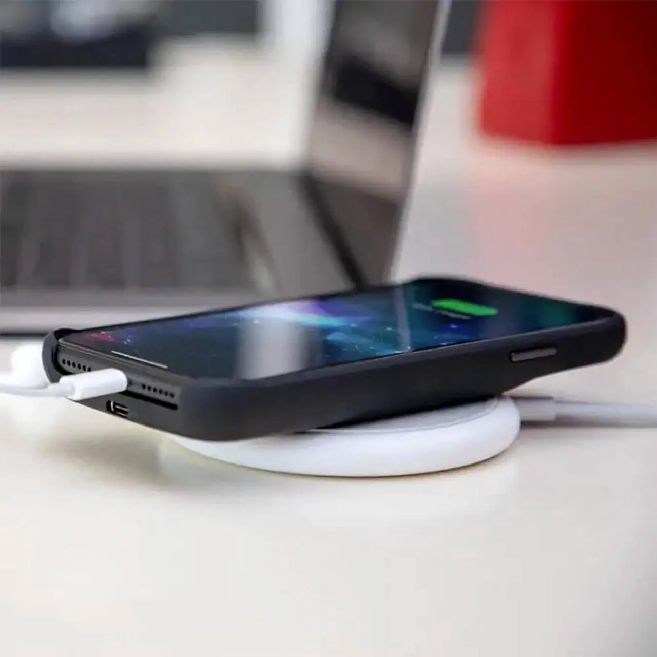 Alt view image 4 of 7 - mophie Juice Pack Access - Ultra-Slim Wireless Battery Case - Made for Apple iPhone XR (2,000mAh) - Black