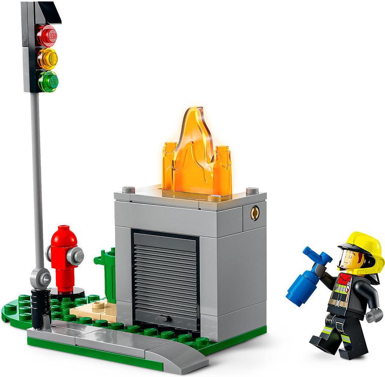 Alt view image 5 of 7 - LEGO 60319 City Fire Rescue & Police Chase
