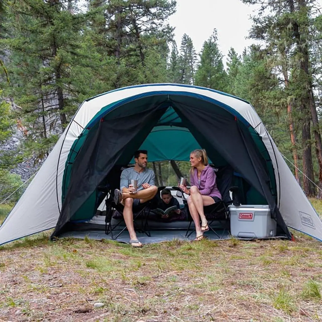 Alt view image 4 of 5 - Coleman 6-Person Cabin Tent with Screened Porch - Evergreen