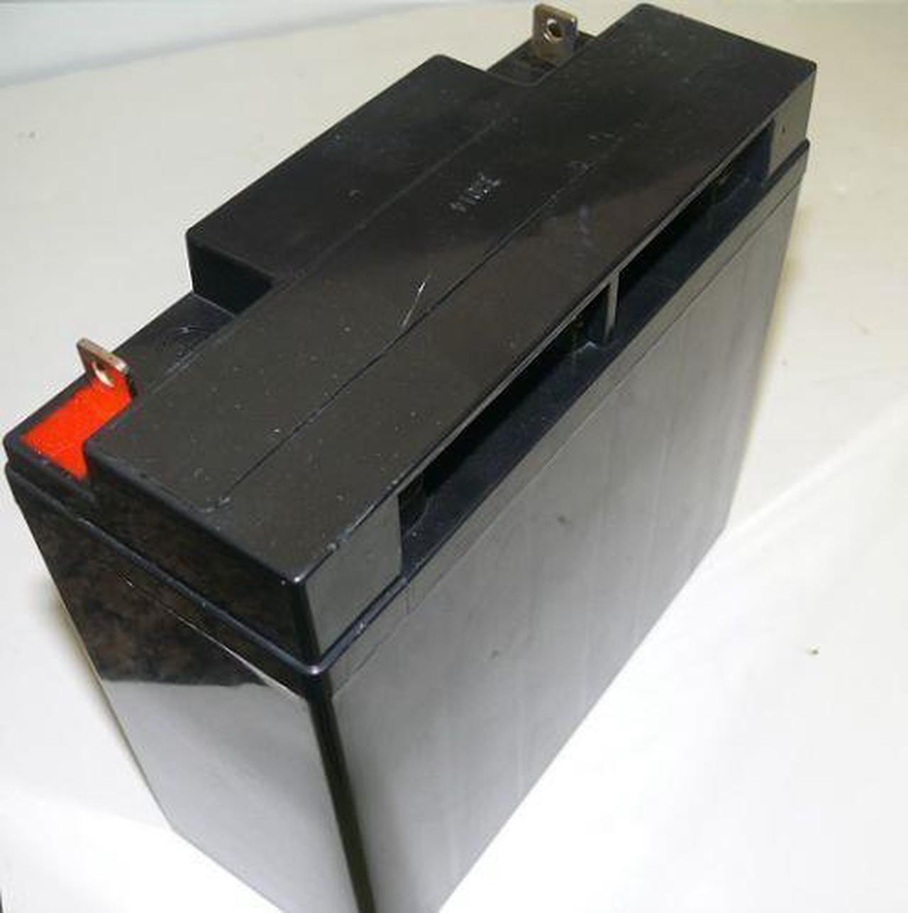 Alt view image 3 of 5 - 12V 22Ah DieHard Platinum 1150 Portable Power JumpStart Starter Battery