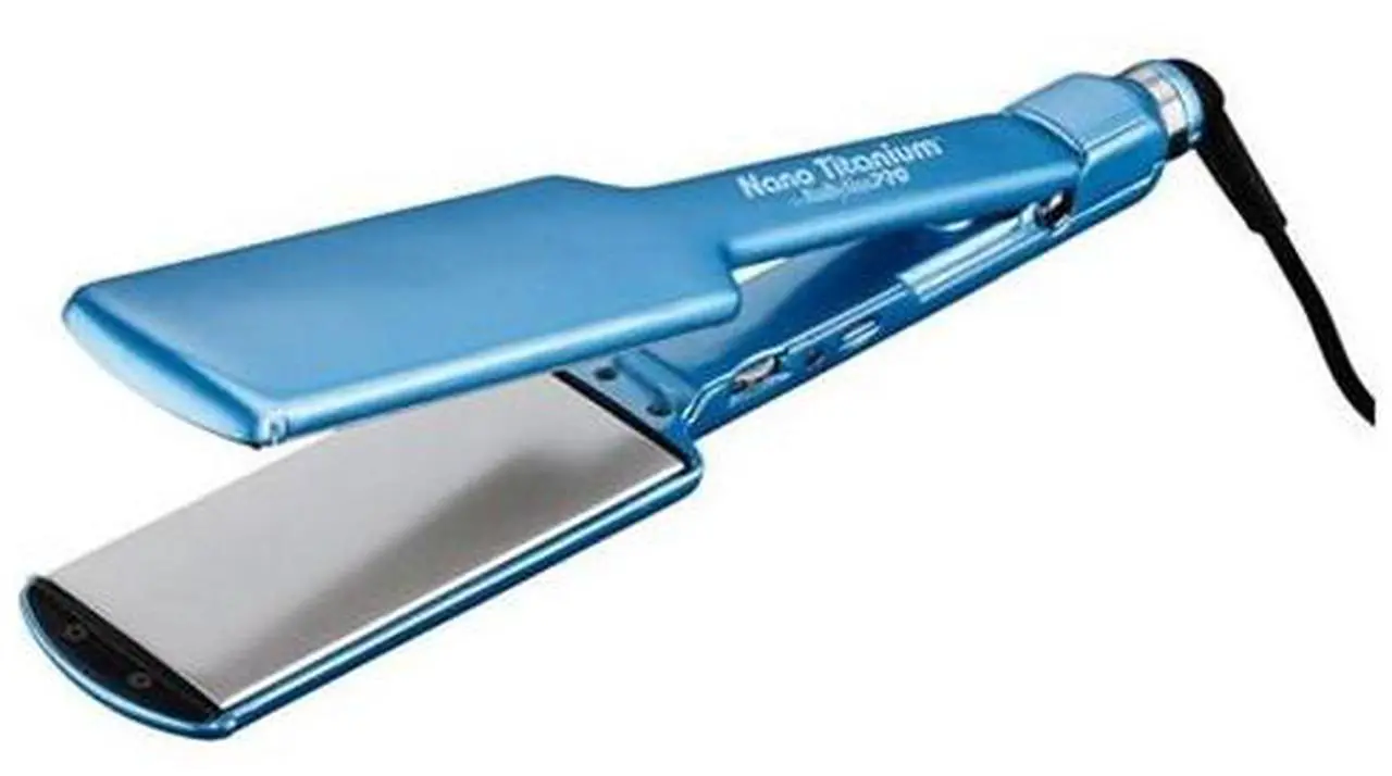 Main image of BaBylissPro BABNT3074T Nano Titanium-Plated Ultra-Thin Straightening Iron