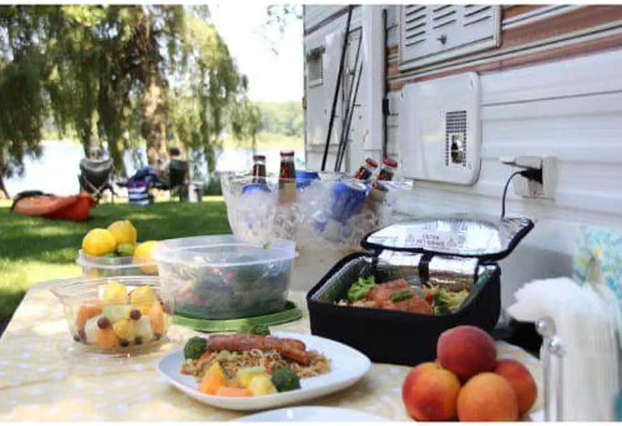 Alt view image 15 of 16 - HotLogic Mini Personal Portable Oven