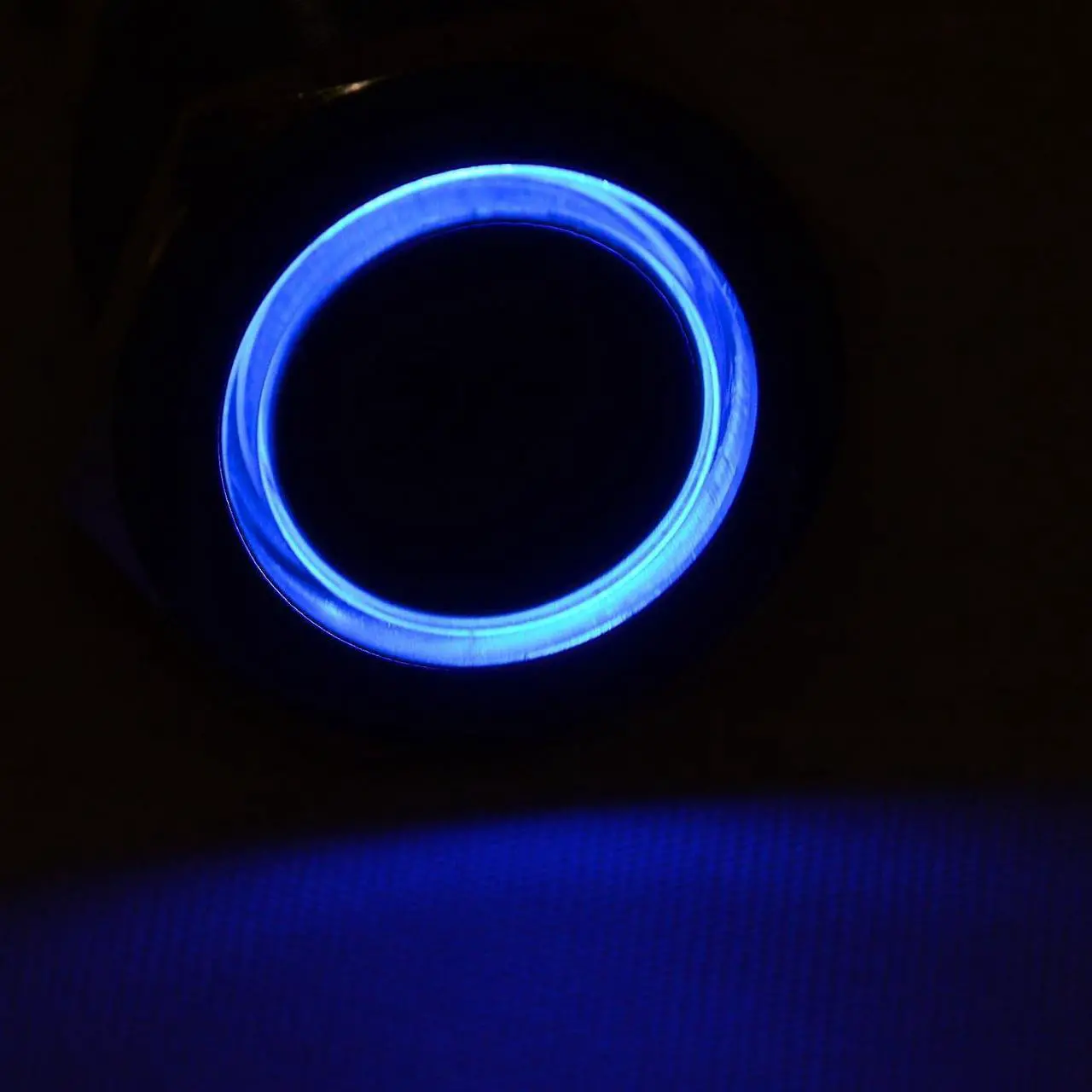 Alt view image 2 of 5 - 19mm 12V LED Momentary Push Button Black Metal Power Switch, Blue