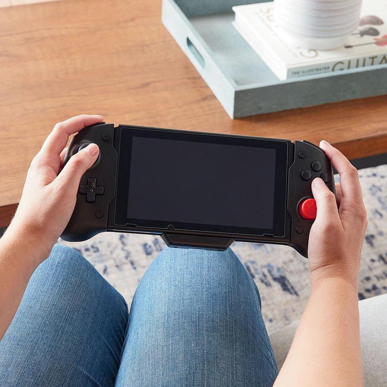 Alt view image 10 of 16 - Pro Controller Grip for Switch