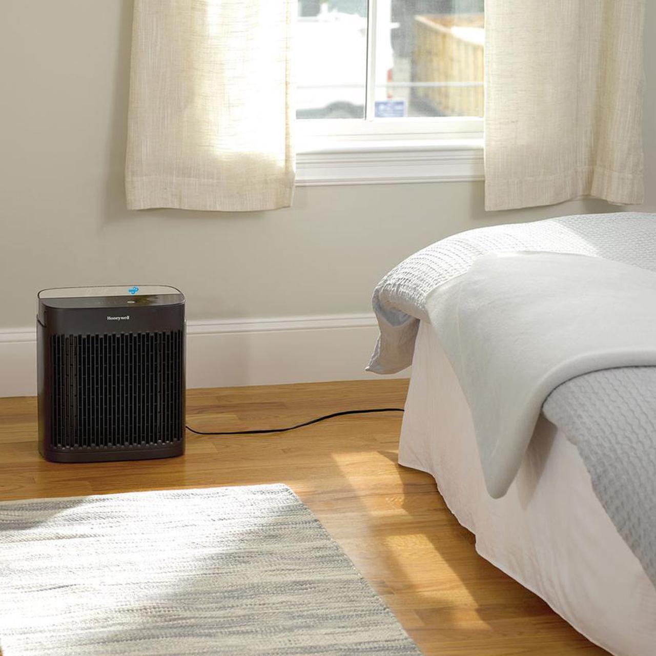 Alt view image 4 of 10 - Honeywell InSight HEPA Air Purifier - Black, HPA5100B - True HEPA, Activated Carbon - 190 Sq. ft. - Black