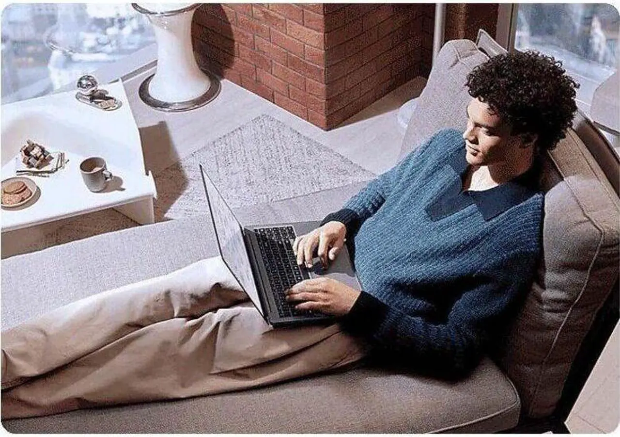 Alt view image 2 of 7 - Samsung Galaxy Book4 Pro 360 NP964QGK-KG1US 16" Touchscreen Convertible 2 in 1 Notebook - 3K - Intel Core Ultra 7 155H - Intel Evo Platform - 32 GB - 1 TB SSD - Moonstone Gray - Intel Chip - 2880