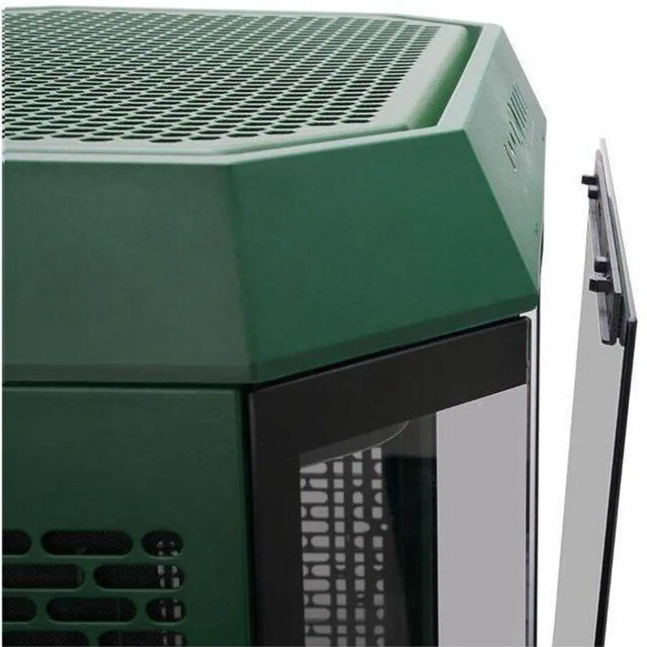 Alt view image 13 of 16 - Thermaltake TR100 Gaming Computer Case CA11A00SENN00