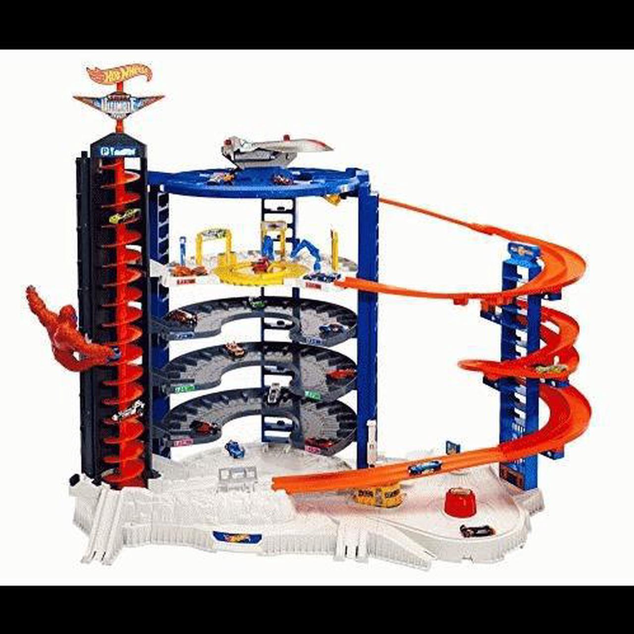 Hot Wheels Super Ultimate Garage Playset