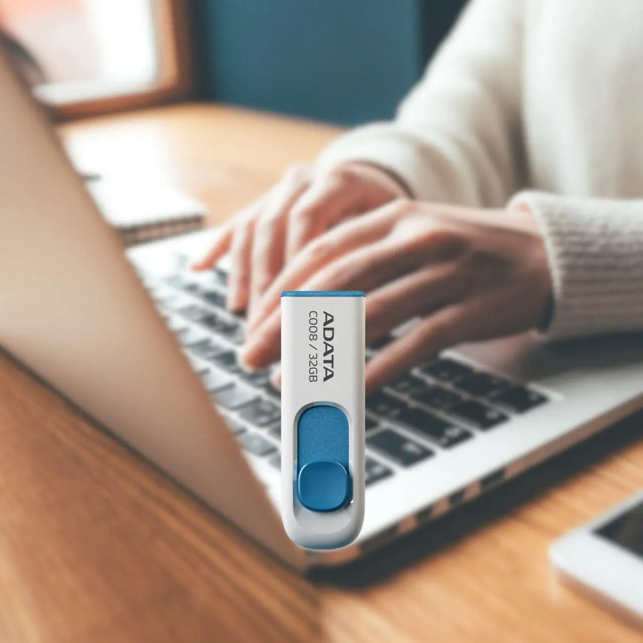 Alt view image 6 of 7 - ADATA 32GB USB 2.0 Retractable Capless Flash Drive (White, 50-pack) with USB-C Adapter bundle