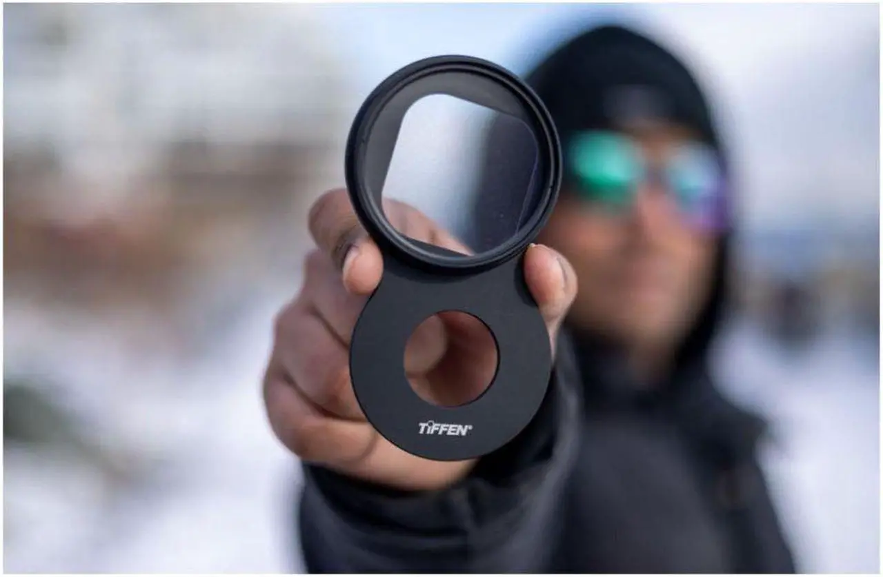 Alt view image 6 of 12 - 58mm Sunglasses Kit For iPhone 14/15 Pro Max