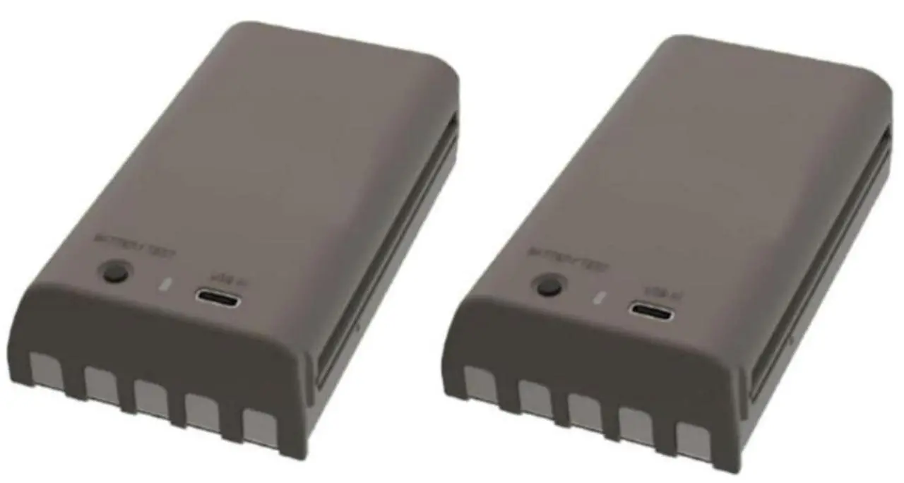 Alt view image 4 of 7 - Muddy Matrix 2.0 Power Pack 36MP Cellular Trail Camera Bundle with 32 GB Memory Card and Card Reader (10 Pack)