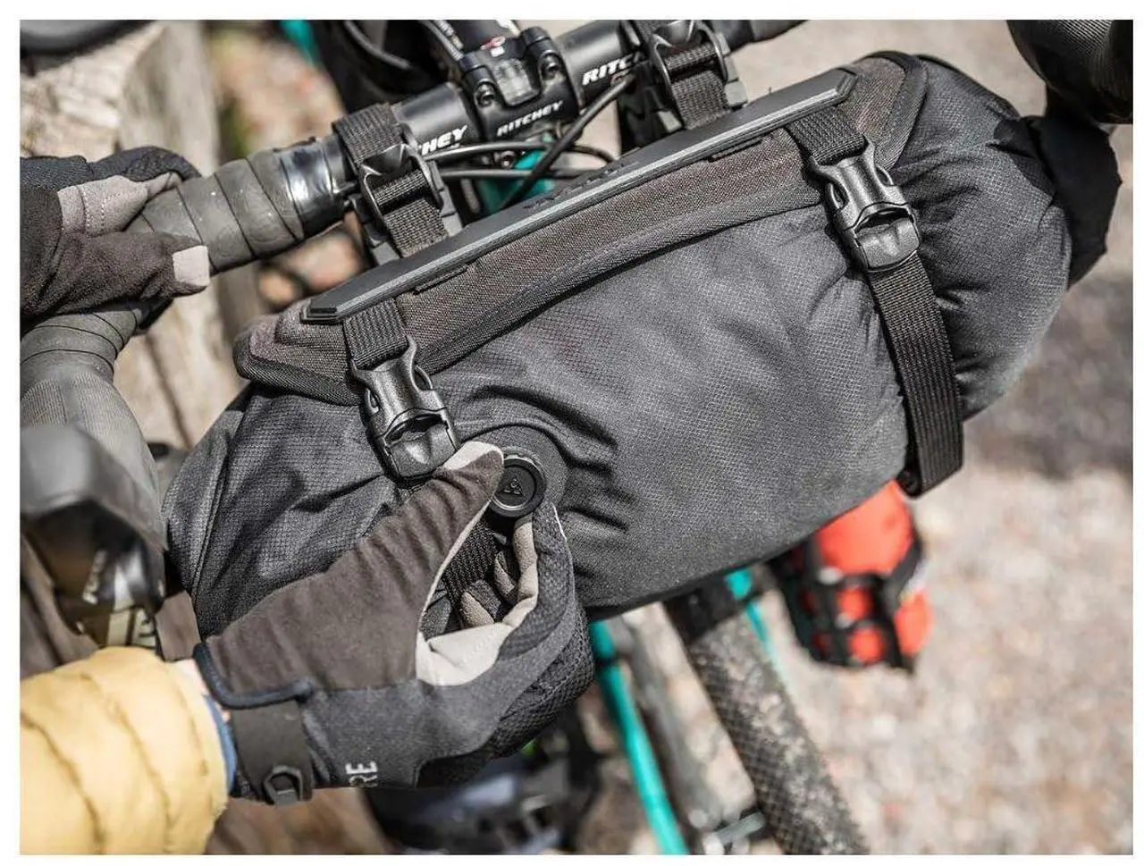 Alt view image 6 of 7 - Topeak FrontLoader 8-Liter Capacity Water Resistant Bikepacking Bag with Outer Support Harness and Head Tube Strap (Black)