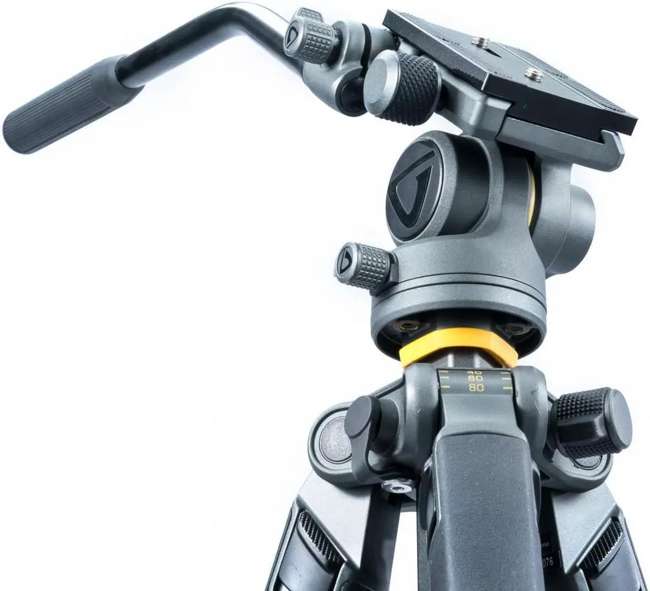 Alt view image 10 of 15 - Vanguard Alta Pro 2 263AV Aluminum Tripod with Alta PH-114V Video Head