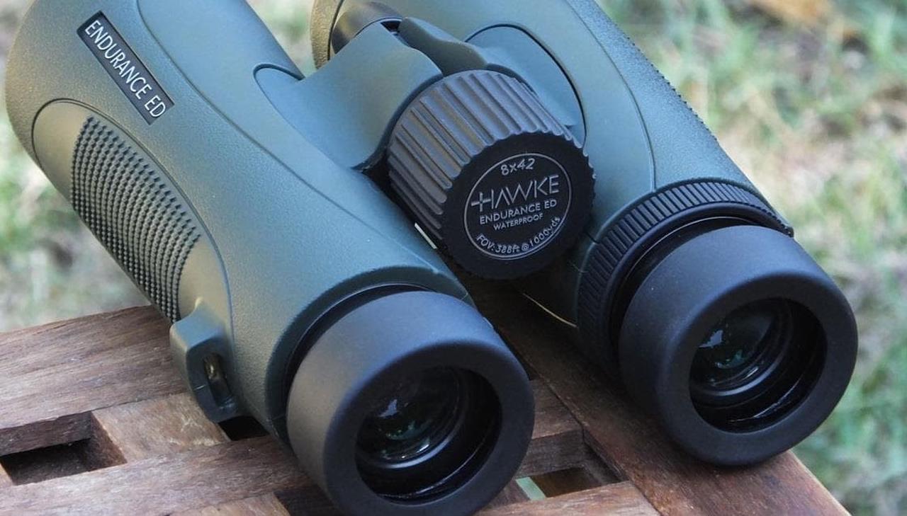 Alt view image 4 of 5 - Hawke Sport Optics Endurance ED 8x42 Binoculars (Green)