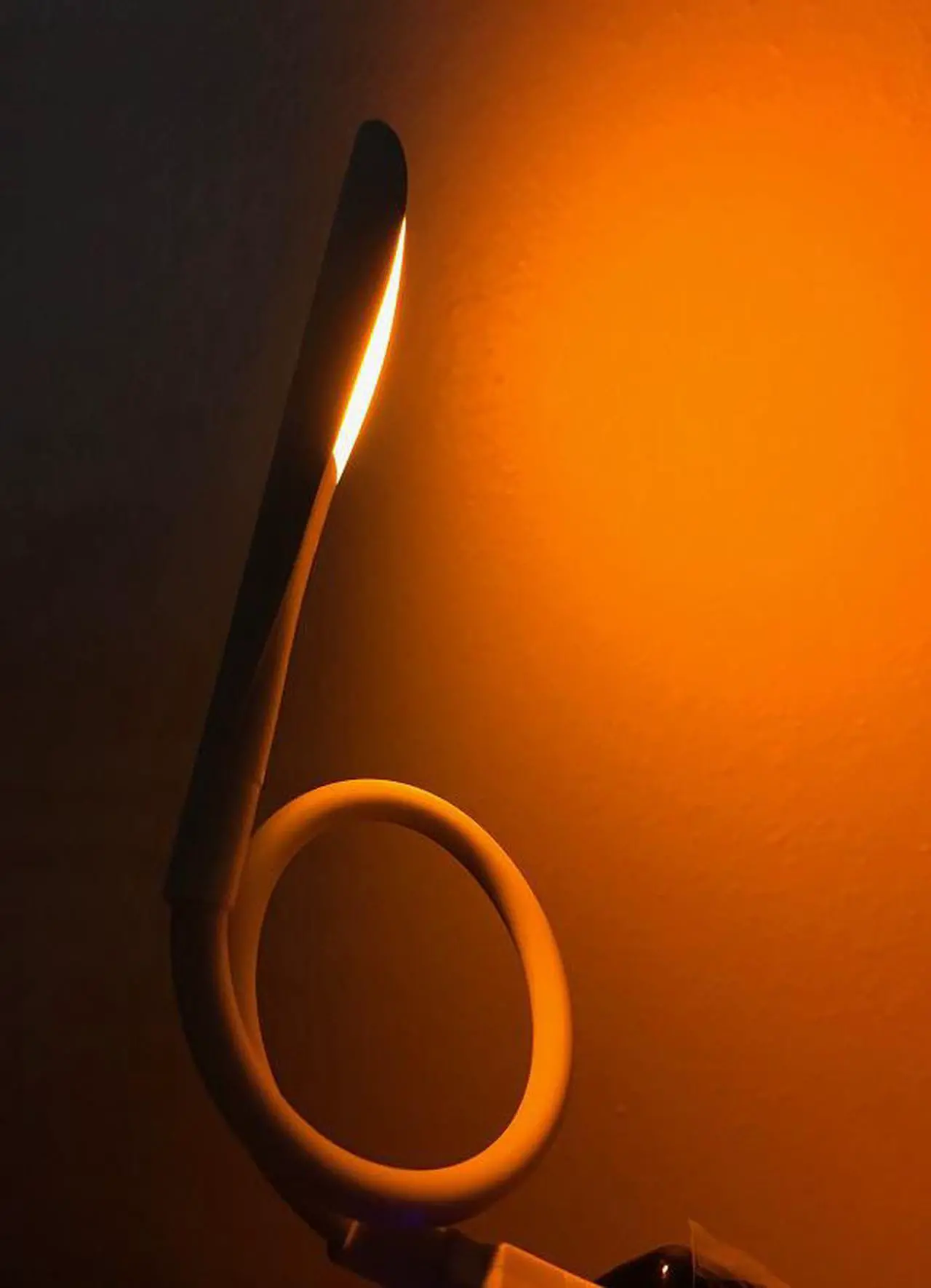 Main image of EPOWER MR-I7C Mosquito Repellent USB LED Night Lamp, Repels Mosquito, Moth, Termite, Bug Etc., Idea For Household, Bedroom, Camping, Garden, Picnic
