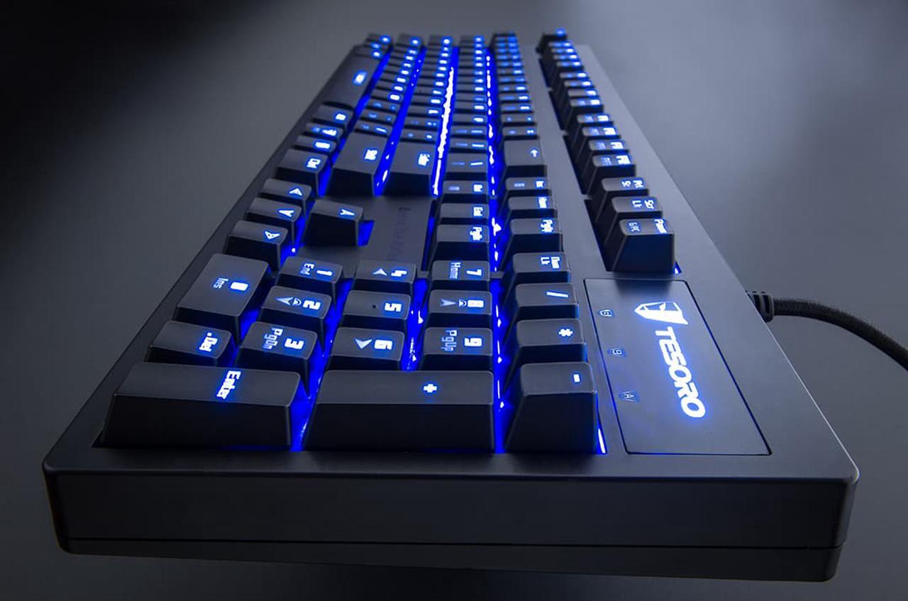 Alt view image 3 of 13 - Tesoro Excalibur G7NL Backlit Mechanical Gaming Keyboard w/ Blue Switch