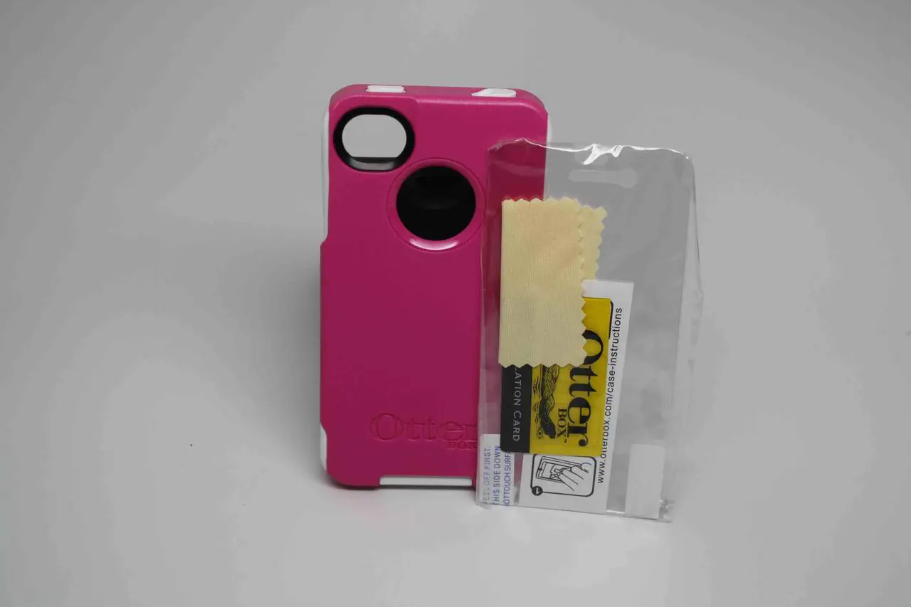 Alt view image 3 of 15 - OtterBox Commuter Series Strength Case f/iPhone 4/4S - AVON Hot Pink/White