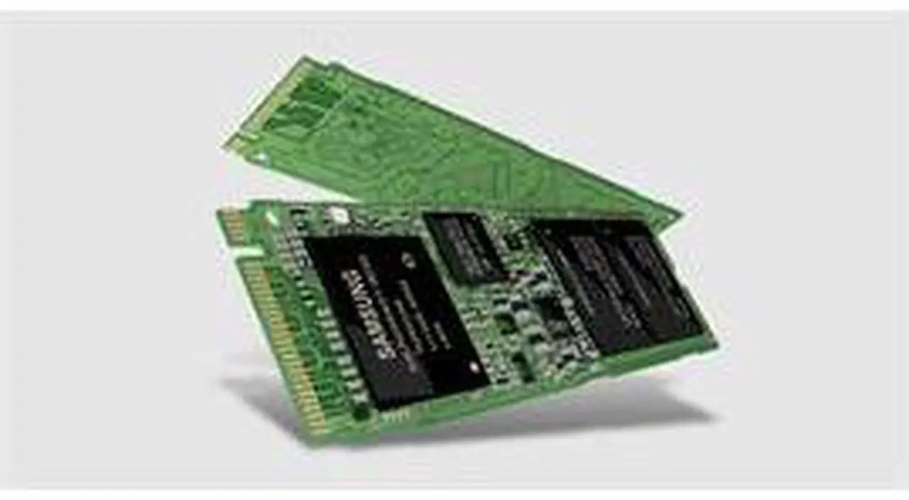 Main image of SAMSUNG PM951 MZVLV128HCGR-00000 M.2 2280 128GB PCI-Express 3.0 x4 Solid State Disk