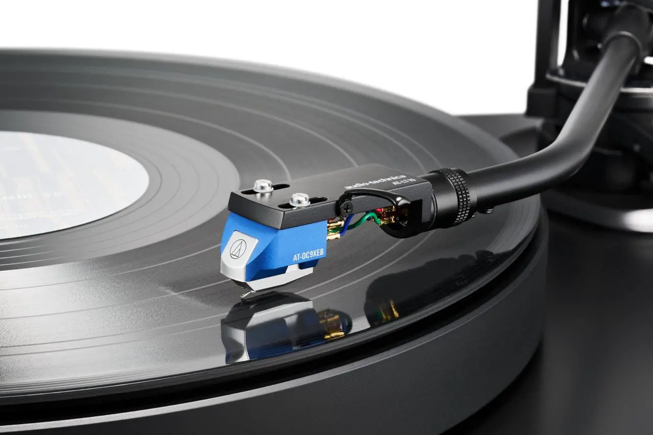 Alt view image 4 of 4 - Audio-Technica AT-LT10 Universal 1/2" Mount Aluminum Headshell for 4-Pin Turntable Cartridges