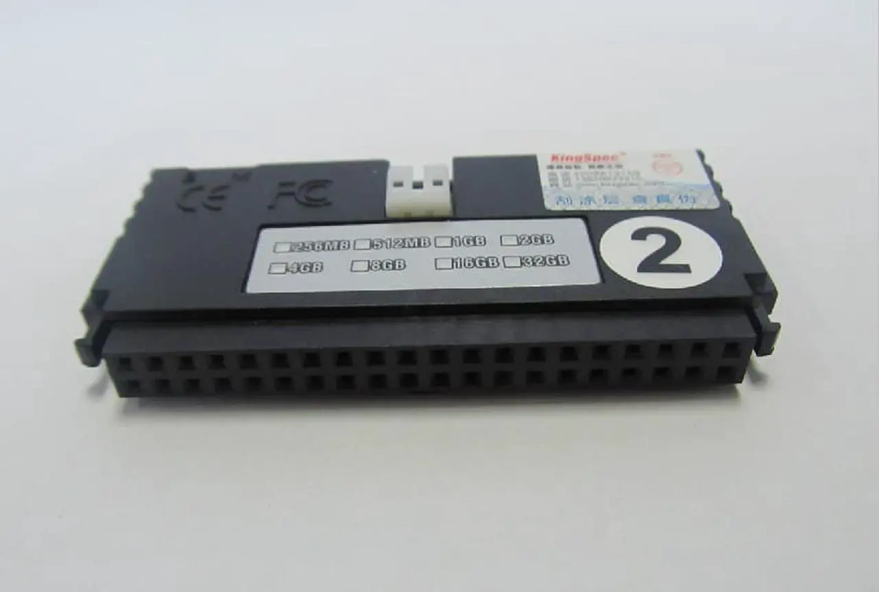 Alt view image 5 of 5 - KingSpec 16GB 40PIN DOM DISK ON MODULE MLC Vertical+Socket IDE interface female