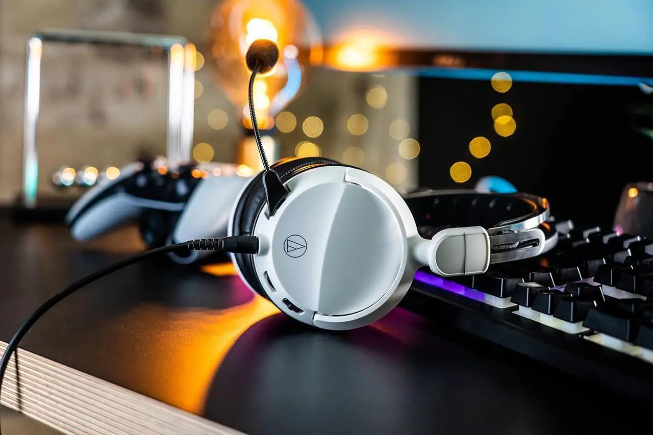 Alt view image 6 of 7 - Audio Technica ATH-GL3WH Closed-Back Wired Gaming Headset - White/Black with an Additional 2 Year Coverage by Epic Protect (2022)