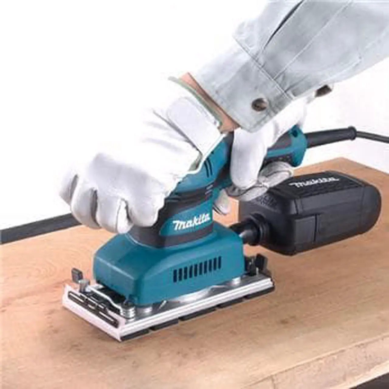 Alt view image 4 of 19 - Makita BO3710 1/3 Sheet Finishing Sander