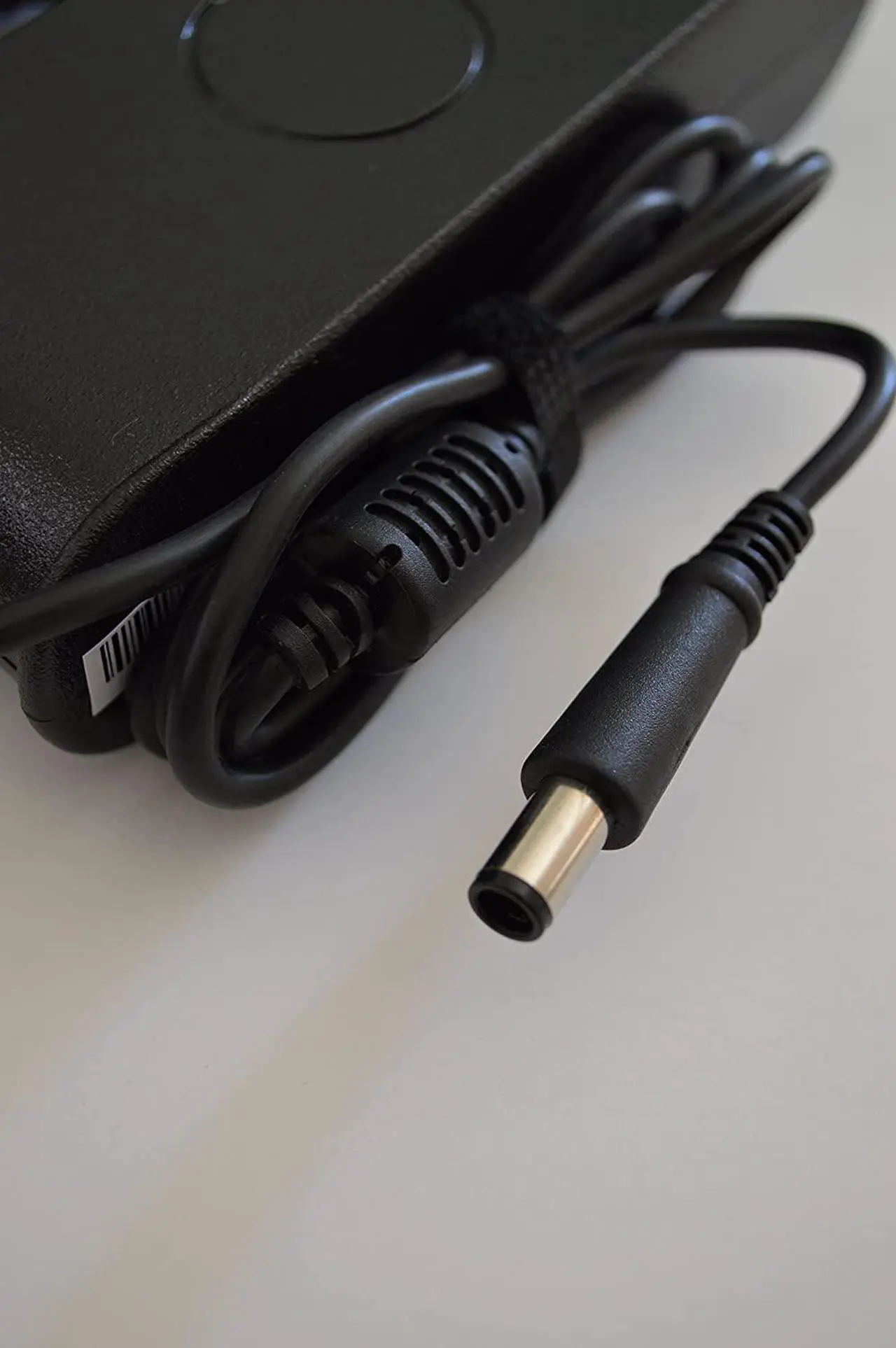 Alt view image 2 of 6 - Ac Adapter Charger for DELL Studio 17 1735, 1737, 1745, 1747, 1749 Dell Studio XPS 13 M1340, 16 1640, 16 1645, 16 1647 Laptop Notebook Battery Power Supply Cord Plug