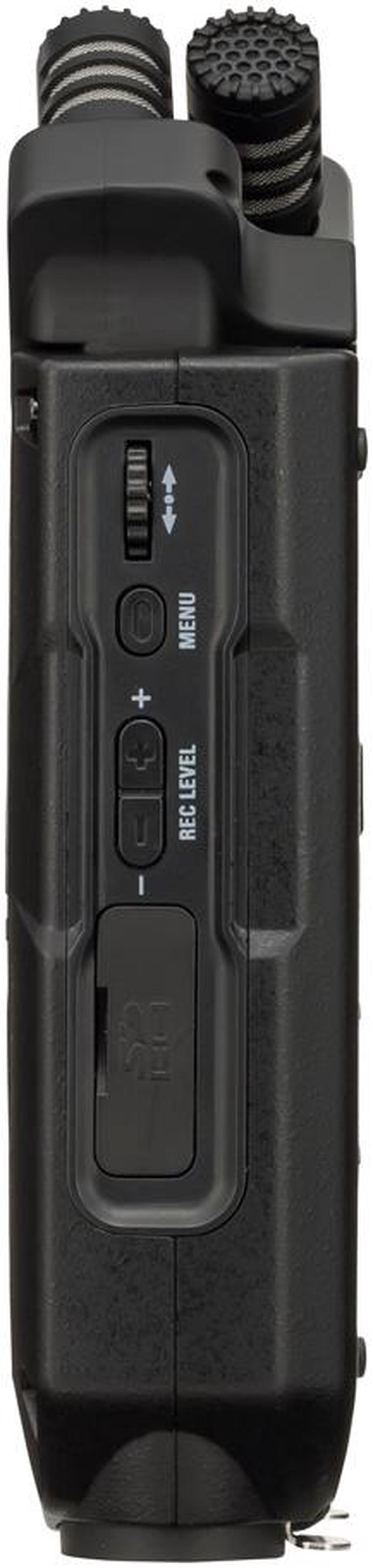 Alt view image 11 of 20 - Zoom Digital Multitrack Recorder (H4n Pro All Black)