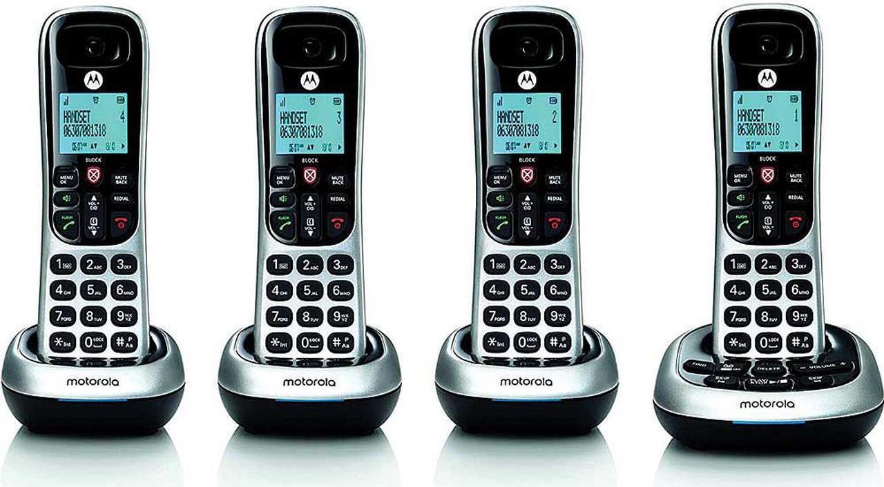Alt view image 2 of 10 - motorola cd4014 digital cordless phone with answering machine with 4 handsets