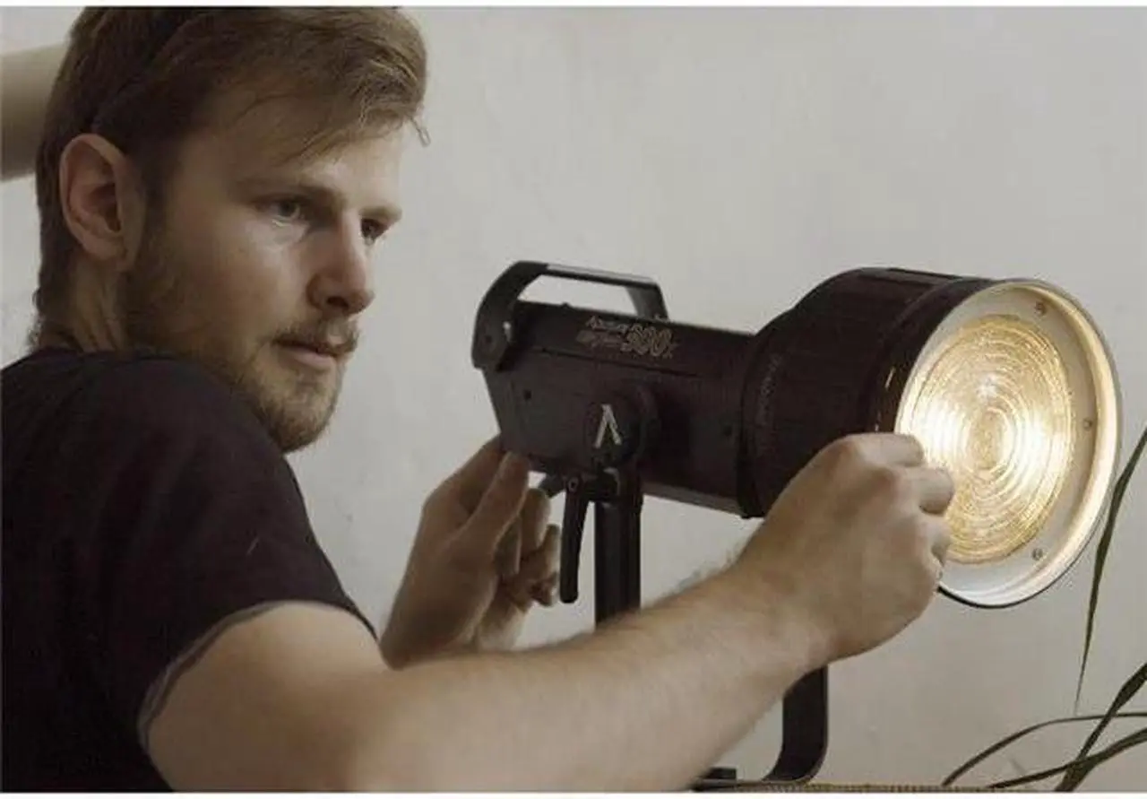 Alt view image 3 of 5 - Aputure Light Storm LS 300X Beyond Bi-Color LED Light Kit,AB-Mount Battery Plate