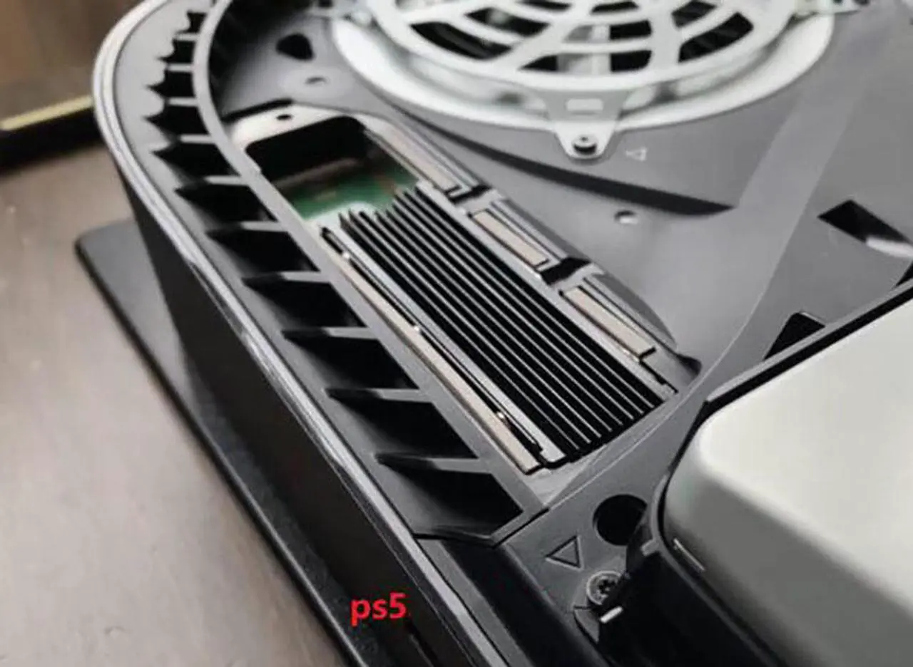 Alt view image 3 of 7 - M.2 NVMe Heatsink for SM951 SM961 950PRO XP9410 M.2 SSD Cooling Heatsink - Black, Support Playstaion 5 Cooling