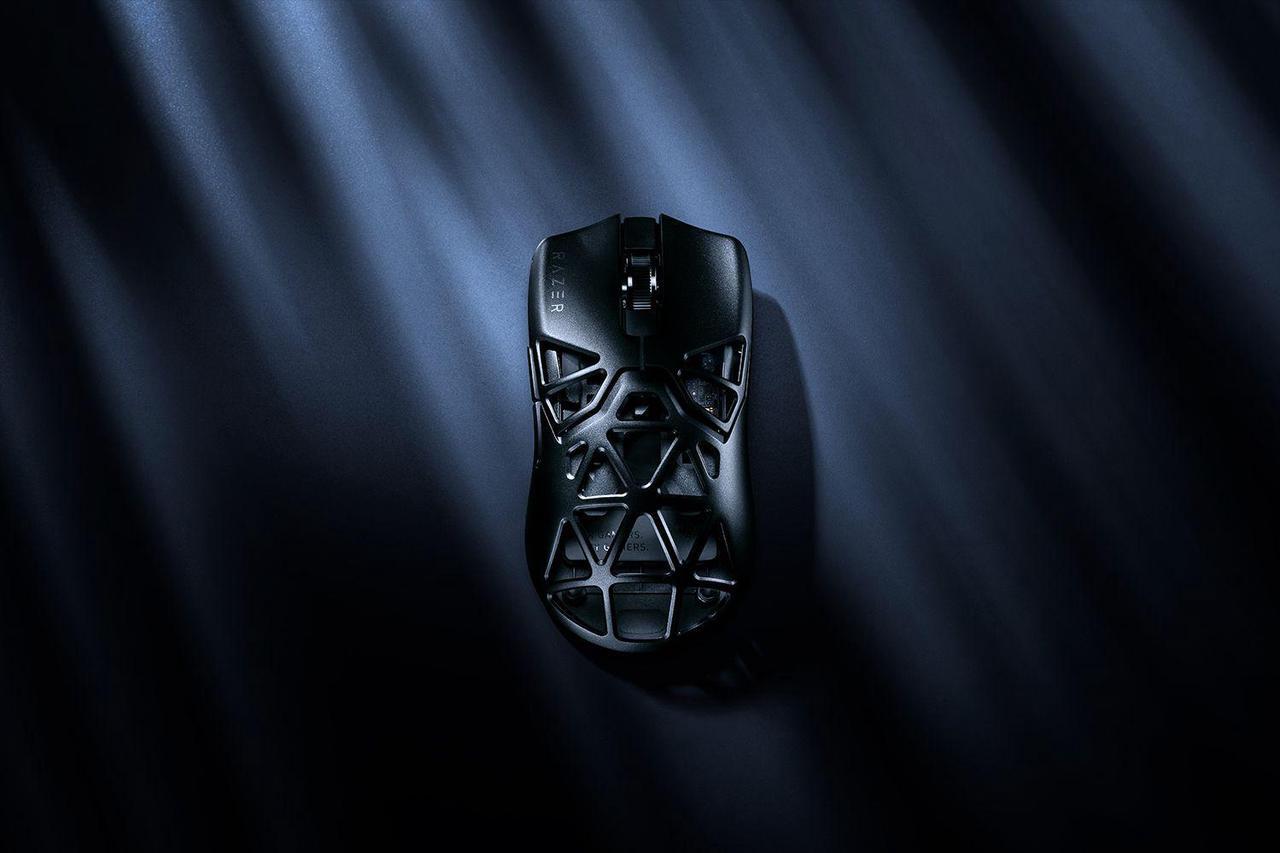 Alt view image 2 of 6 - Razer Viper Mini Signature Edition Wireless Gaming Mouse