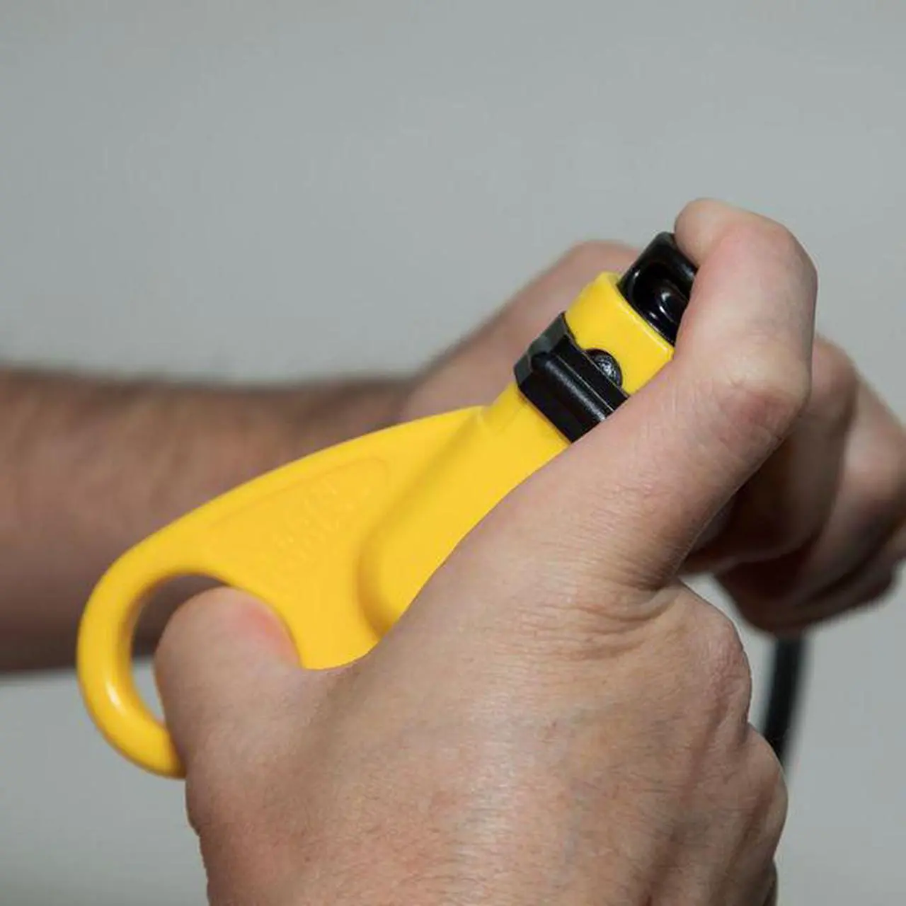 Alt view image 9 of 12 - Klein Tools VDV002-818 Coax Install and Test Kit with Crimp Tool, Includes Tester, Stripper and Universal F Connectors