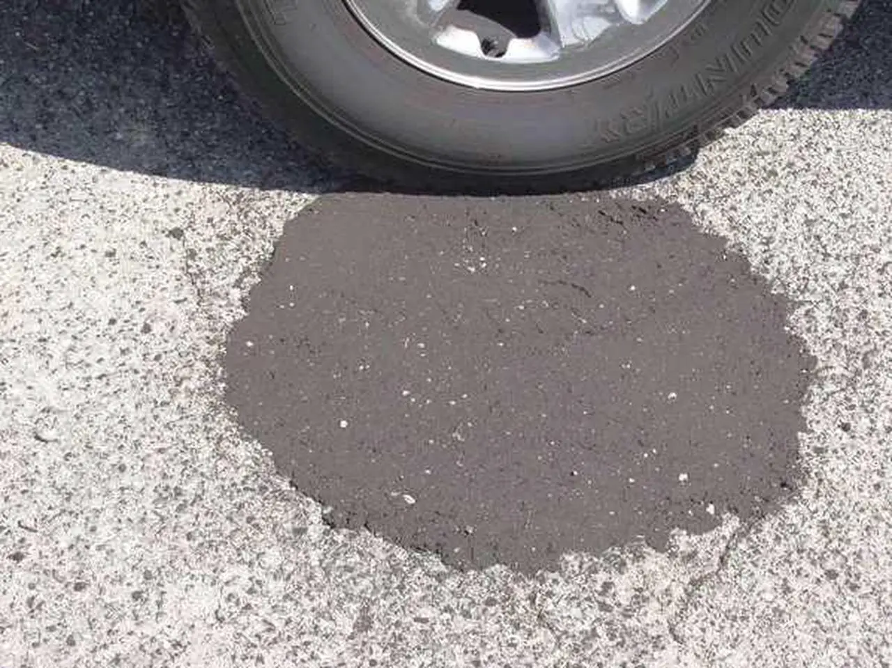 Alt view image 3 of 6 - SAKRETE 60450007 US Cold Patch Permanent Pothole Repair, 50 lb Bag, Recycled