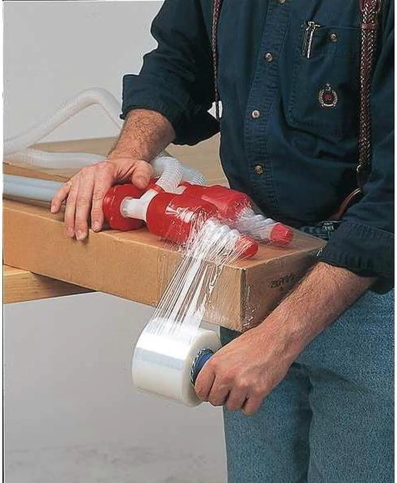 Alt view image 3 of 4 - ZORO SELECT 15A901 Hand Stretch Wrap 5" x 1000 ft., Cast Style, Clear