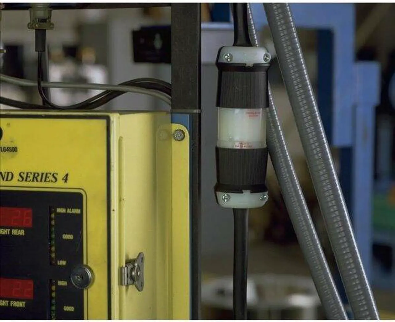 Alt view image 4 of 7 - HUBBELL WIRING DEVICE-KELLEMS HBL2731 Locking Plug, L16-30P, 30 A, 480V AC,