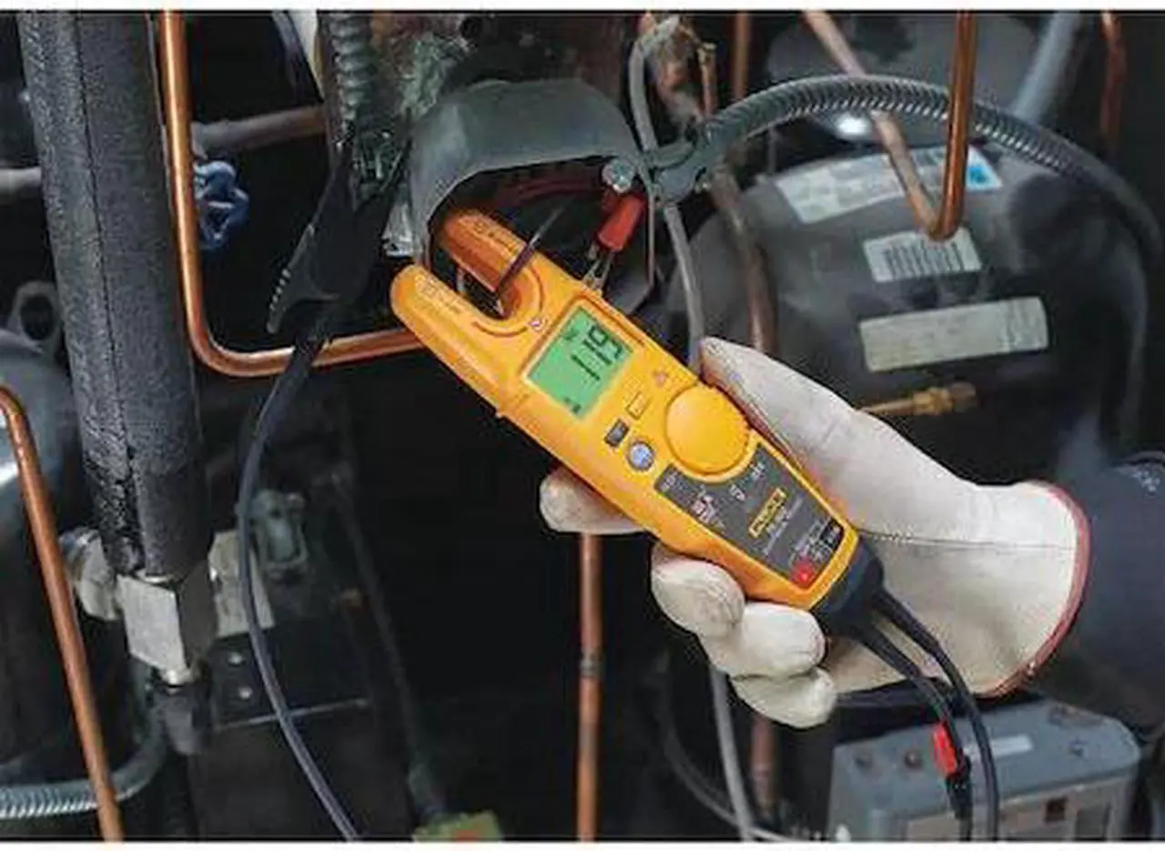 Main image of Fluke T6-600/62MAX+/1AC Thermometer, Electrical Tester and Voltage Detector Kit