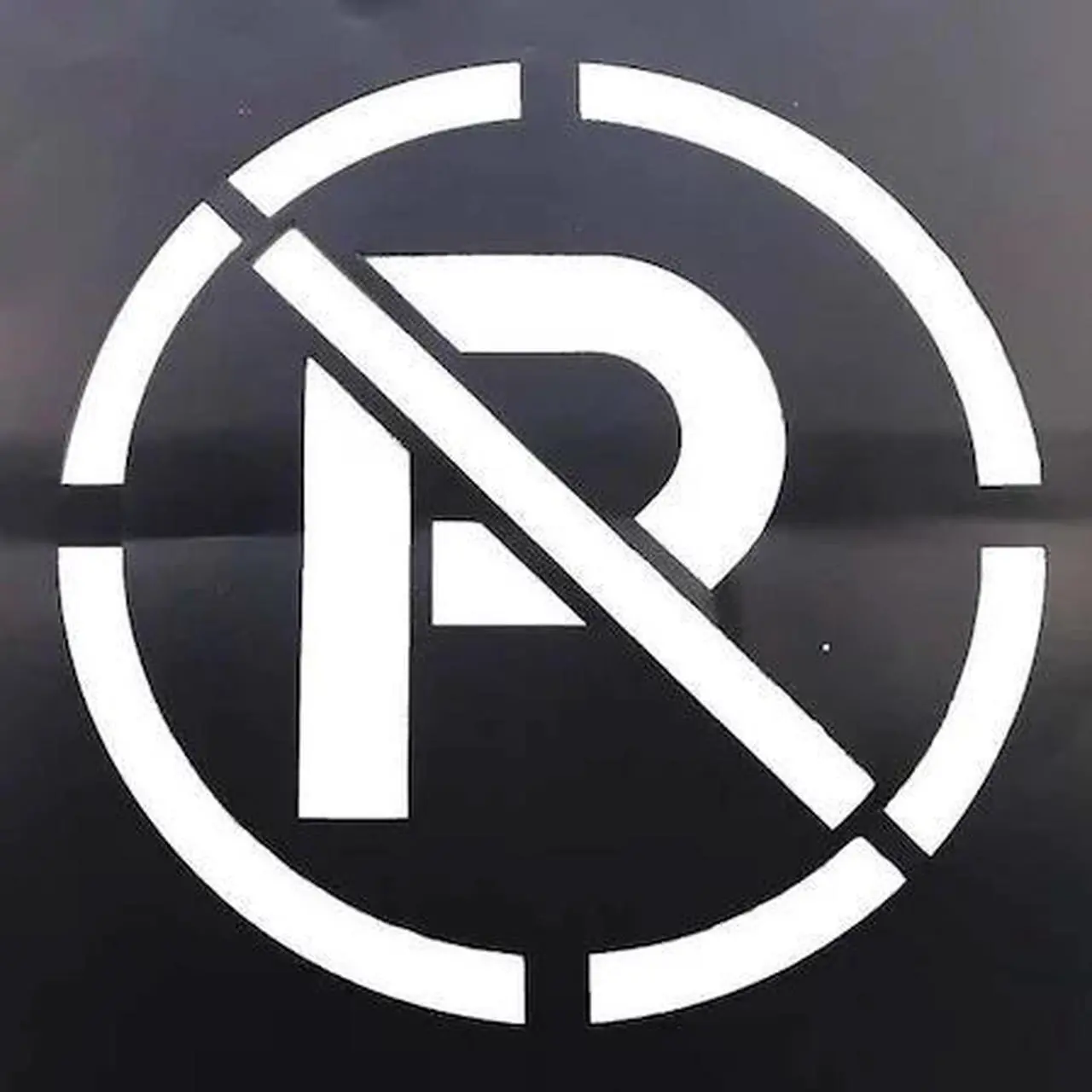 Main image of ZORO SELECT 20Y543 No Parking Symbol stencil