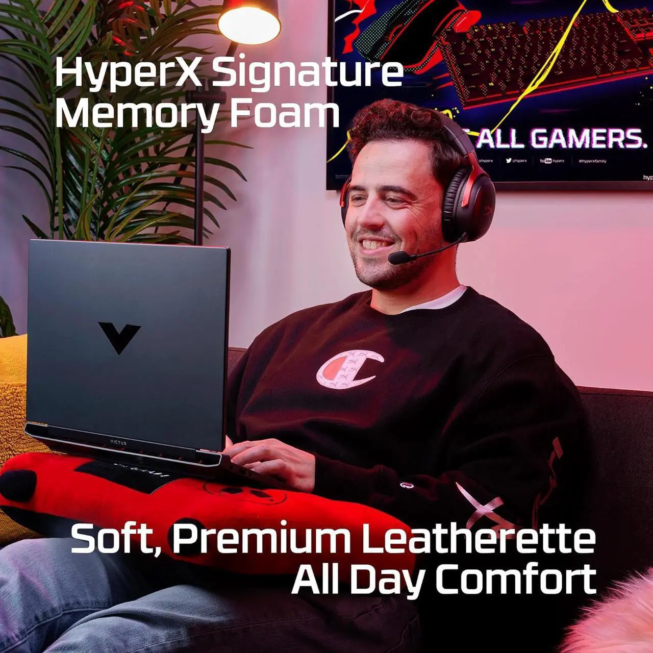 Alt view image 4 of 7 - HyperX Cloud III Wireless  Gaming Headset for PC, PS5, PS4, up to 120-hour Battery, 2.4GHz Wireless & QuadCast S RGB USB Condenser Microphone with Shock Mount for Gaming, Streaming, Podcasts