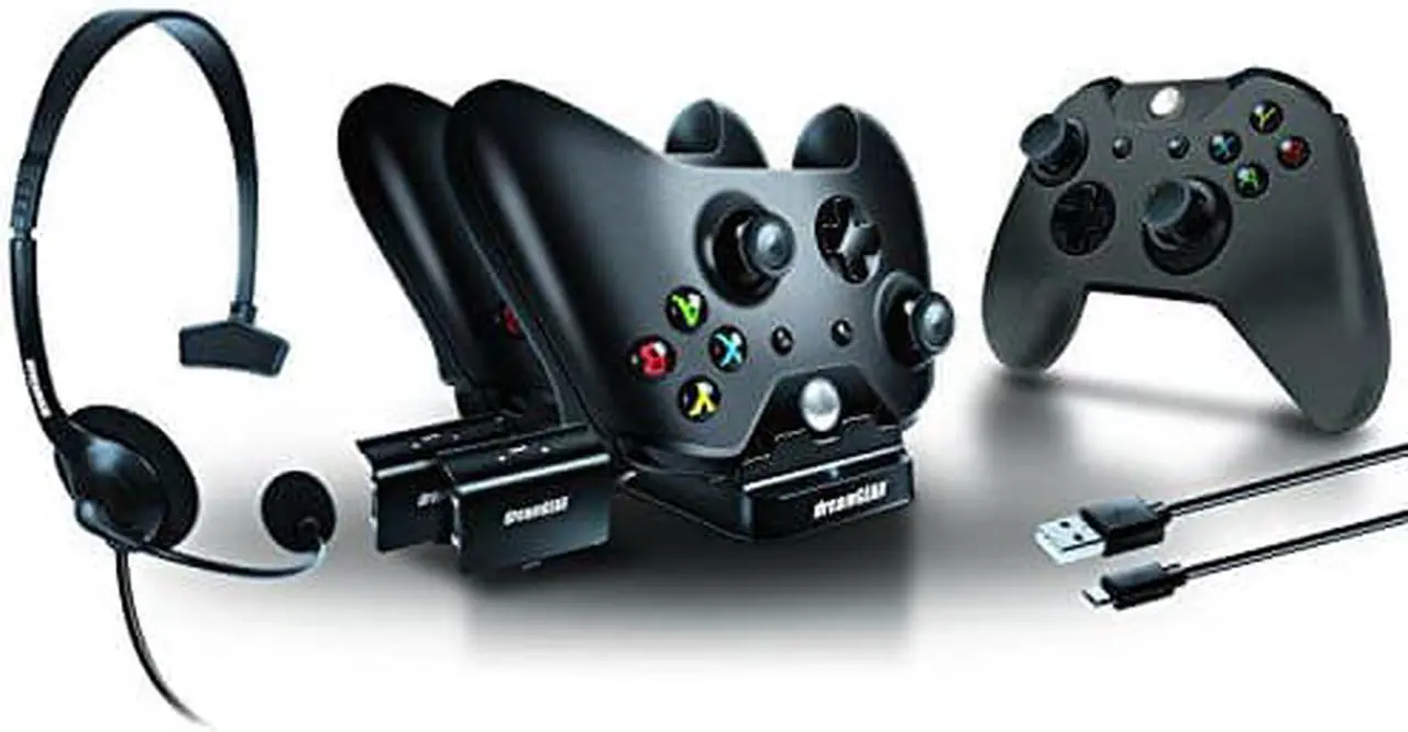 Alt view image 2 of 8 - Player's Kit for Xbox One