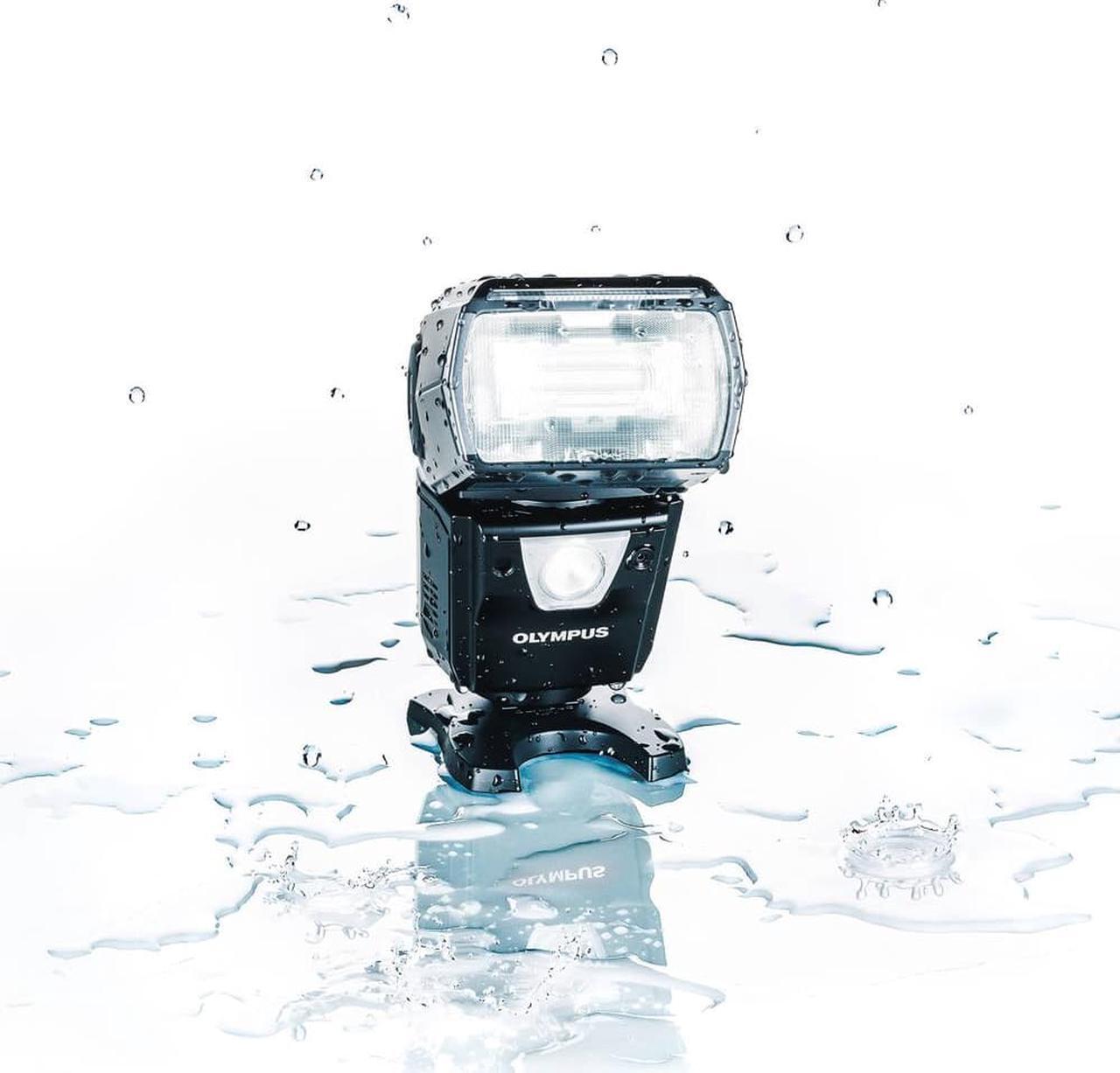 Alt view image 2 of 20 - Olympus FL-900R - Hot-shoe clip-on flash - 58 (m) - for Olympus PEN-F, OM-D E-M1, E-M10, E-M5, PEN E-P5, E-PL6, E-PL7, E-PL8, E-PL9, E-PM1, E-PM2