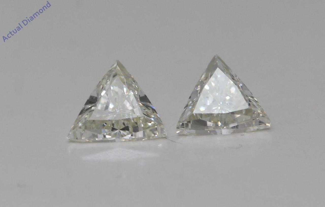 A Pair of Triangle Cut Natural Mined Loose Diamonds (0.77 Ct,K Color,VS1 Clarity)