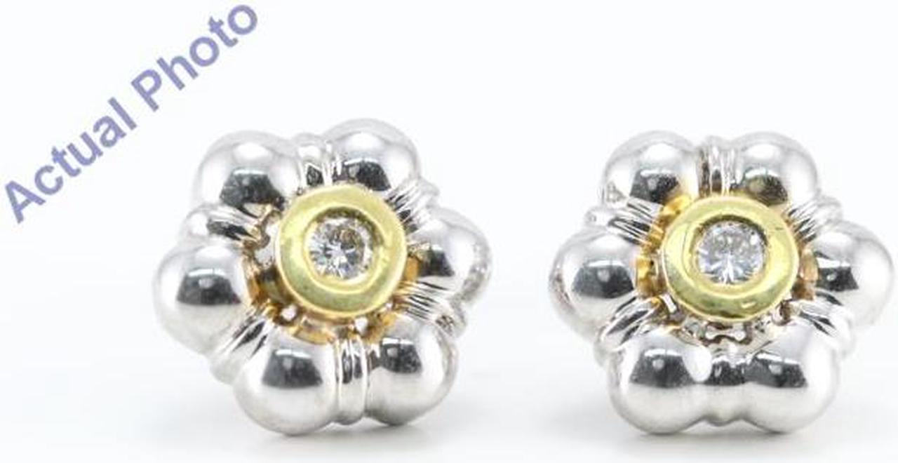 14k Two Tone Gold Round Cut Bezel Setting Flower Shaped Diamond Stud Earrings (0.2 Ct, G Color, SI Clarity)