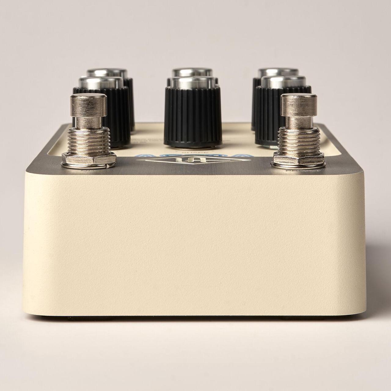 Alt view image 3 of 13 - Universal Audio UAFX Astra Modulation Machine Pedal