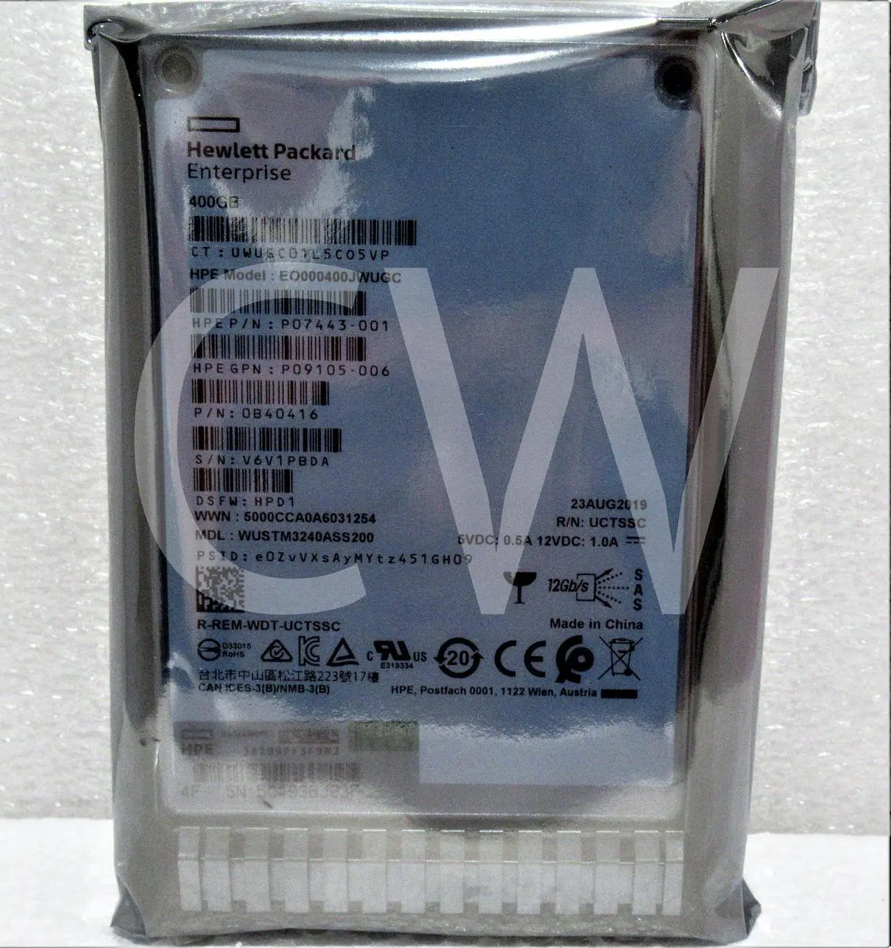 Main image of P09098-B21 P07443-001 P09947-001 HPE 400GB TLC 12G 2.5" SAS Solid State Drive