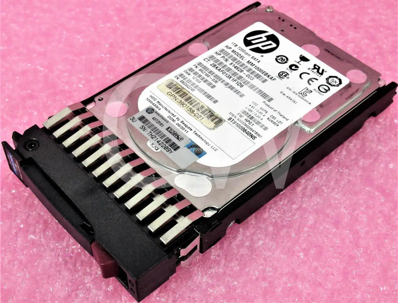 Alt view image 2 of 2 - 626162-001 625609-B21 HP 1TB 7.2K RPM 3Gb/s MDL HotPlug 2.5" SATA HDD Hard Drive