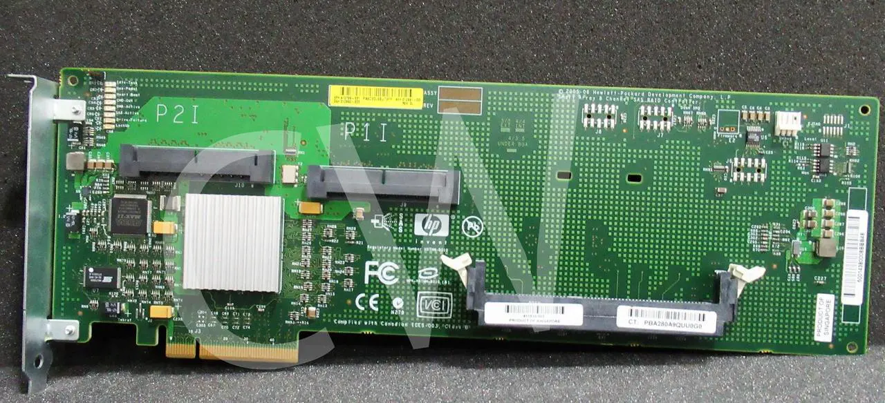 Alt view image 2 of 2 - 412799-001 411508-B21 HP SMART ARRAY E200 PCI-E x4 SAS 3G RAID CONTROLLER CARD