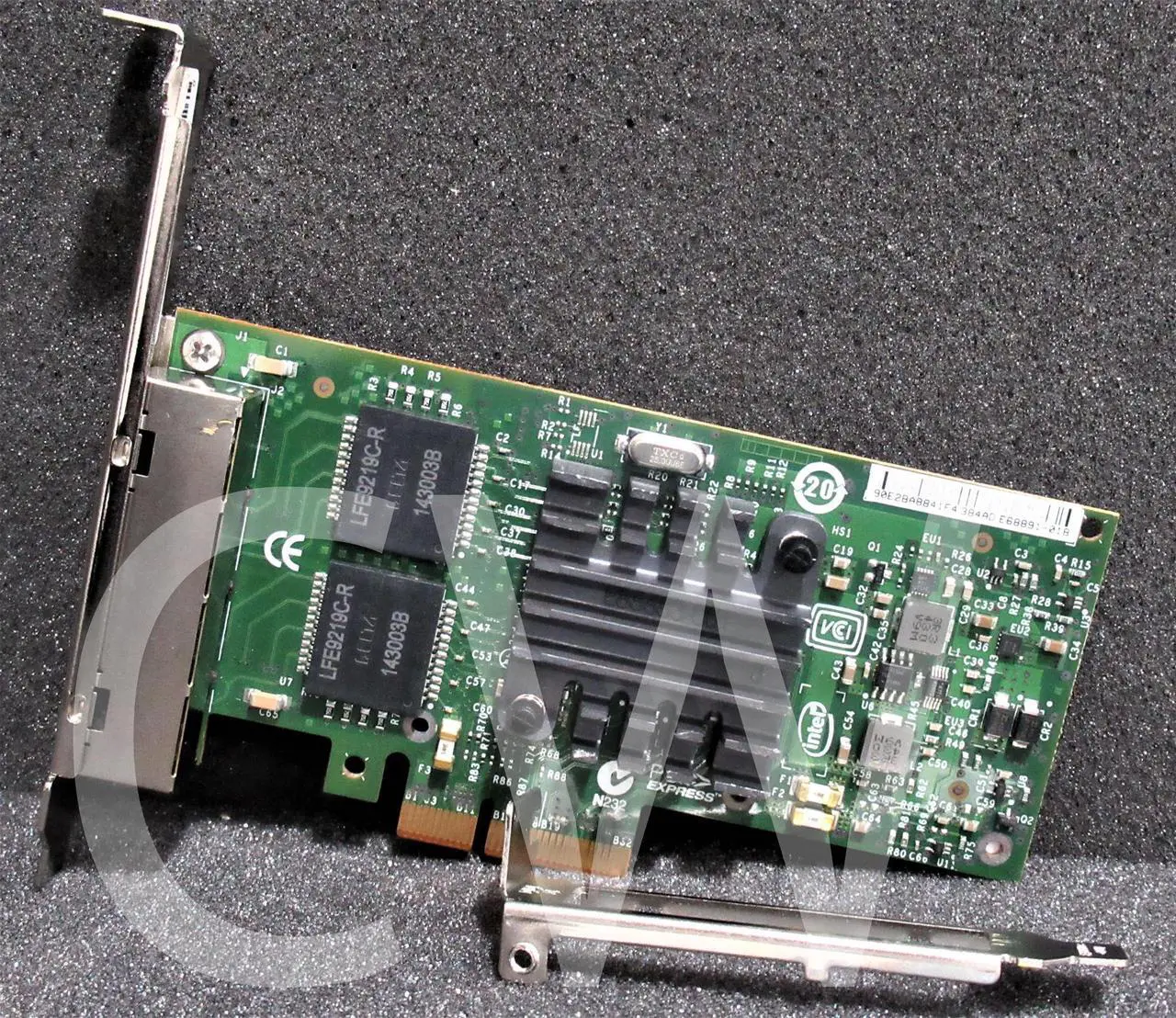 Alt view image 2 of 2 - E1G44HT INTEL QUAD-PORT 10/100/1000 Gigabit Ethernet PCIE Server Network Adapter