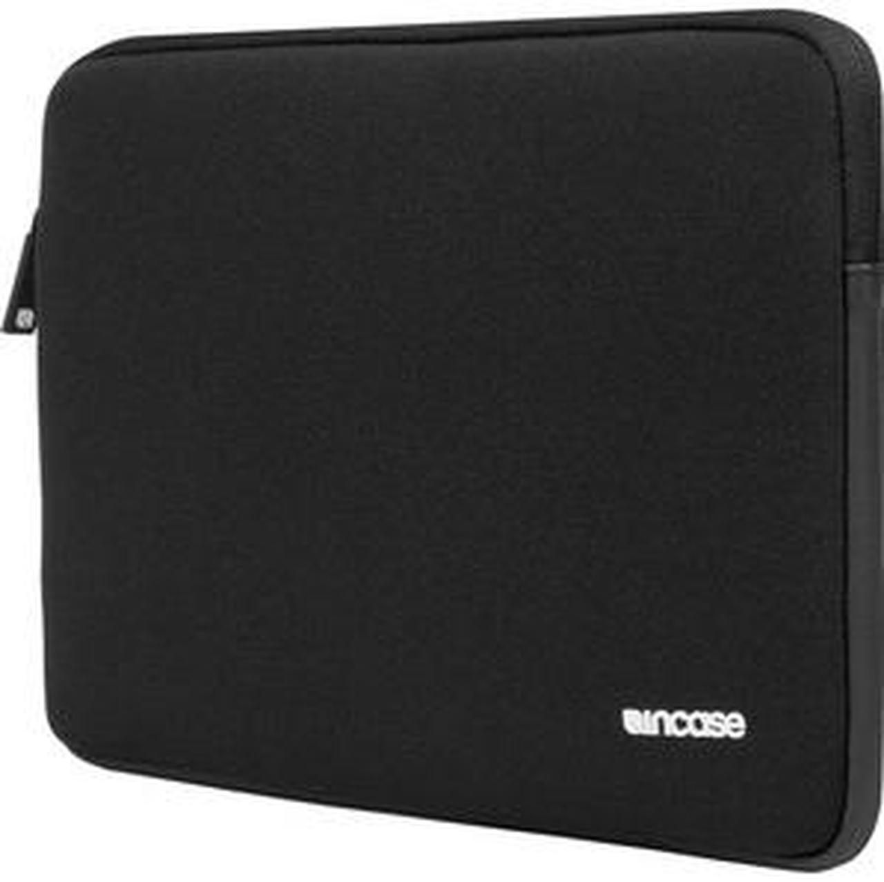 Alt view image 3 of 16 - Incase INMB10072-BLK Classic Sleeve Mb13